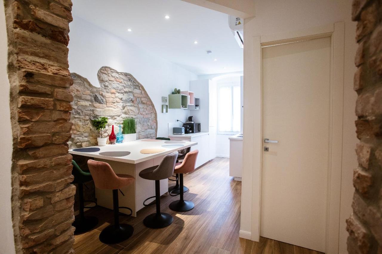 Design Suite Cinque Terre ลาสเปเซีย ภายนอก รูปภาพ