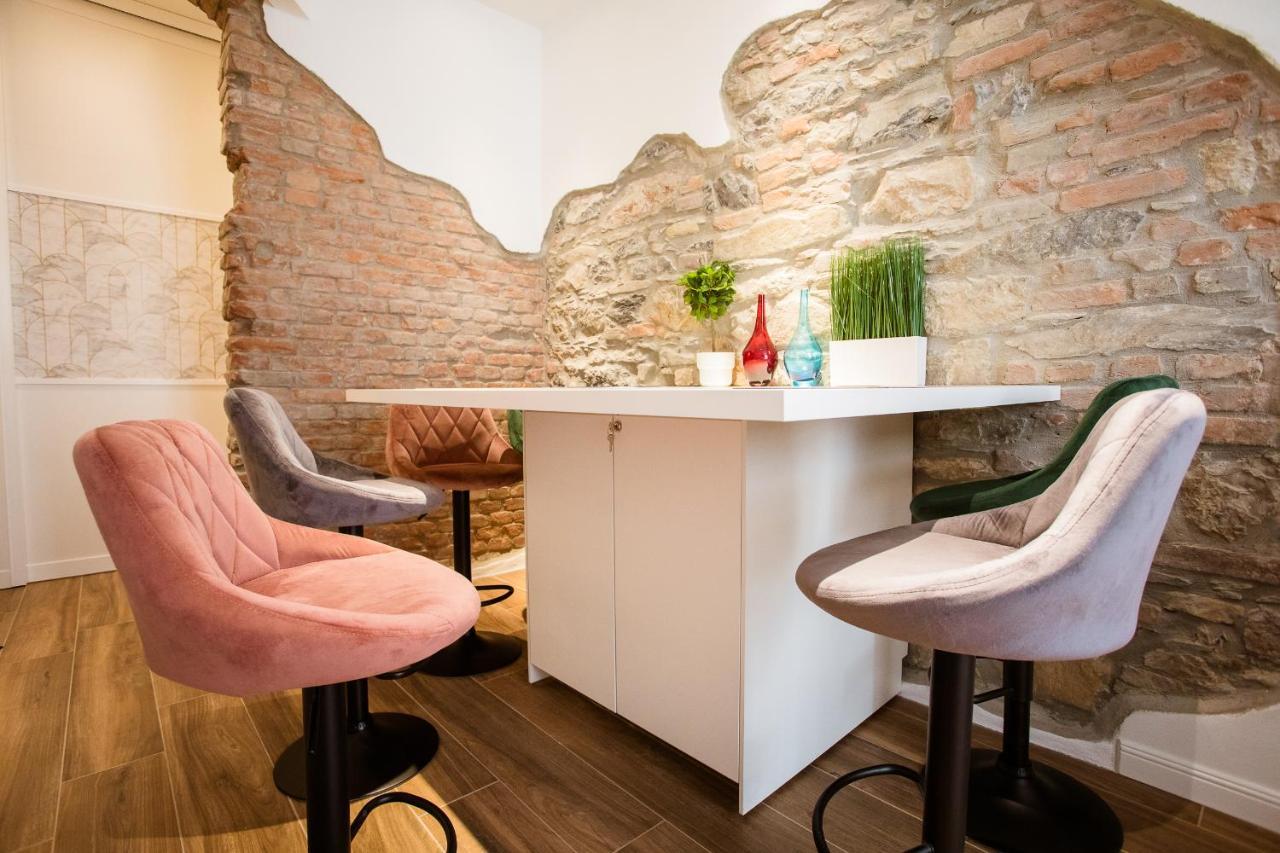 Design Suite Cinque Terre ลาสเปเซีย ภายนอก รูปภาพ